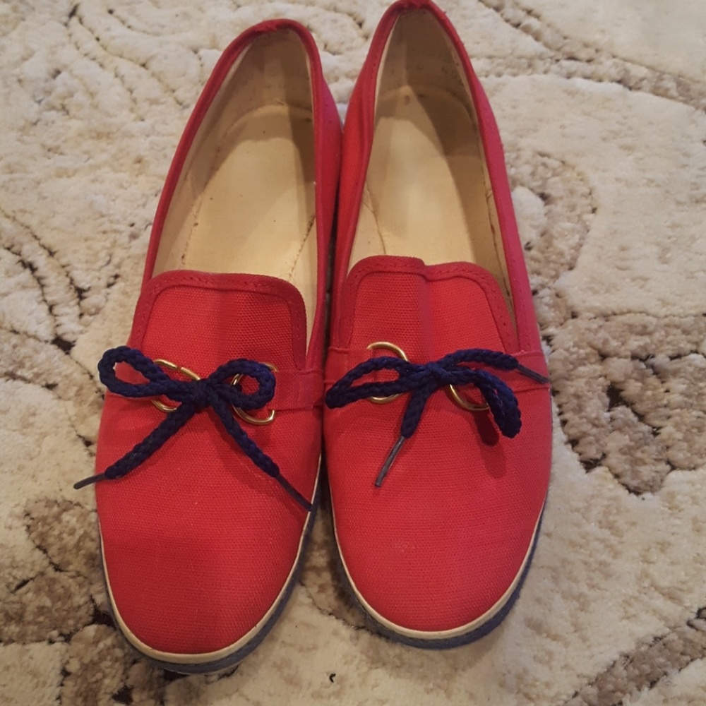 Red and blue canvas boat shoes with bow